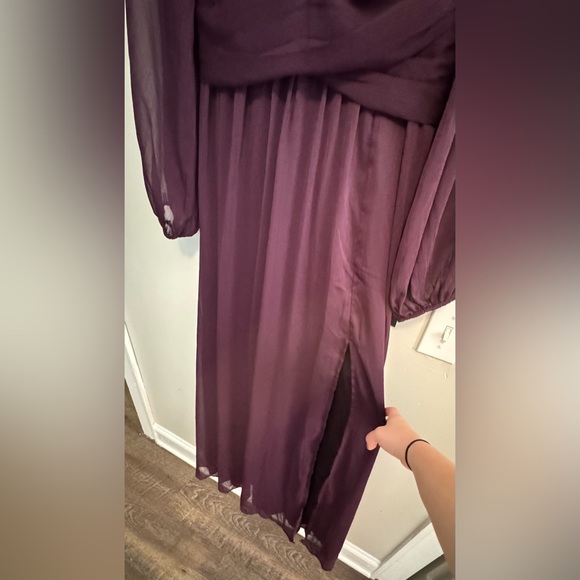 NWT Lulus Long Sleeve Maxi Dress - Picture 5 of 8